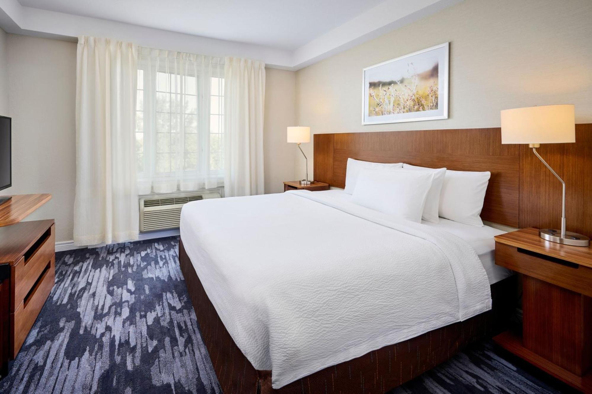 Fairfield Inn & Suites By Marriott Ottawa Kanata Esterno foto