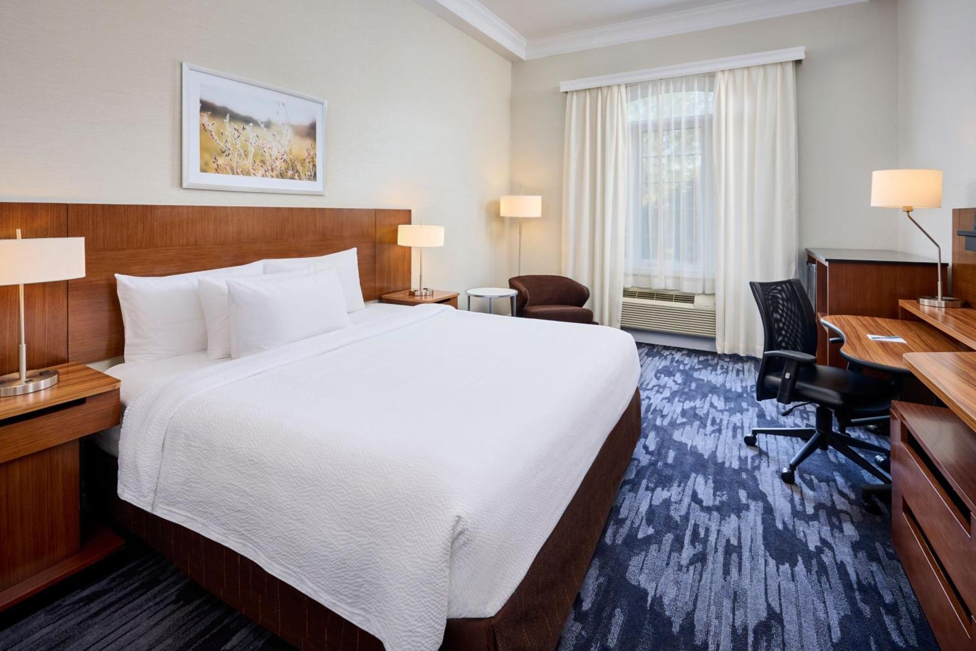 Fairfield Inn & Suites By Marriott Ottawa Kanata Esterno foto
